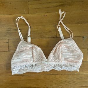 Vintage La Perla bralette 🩰